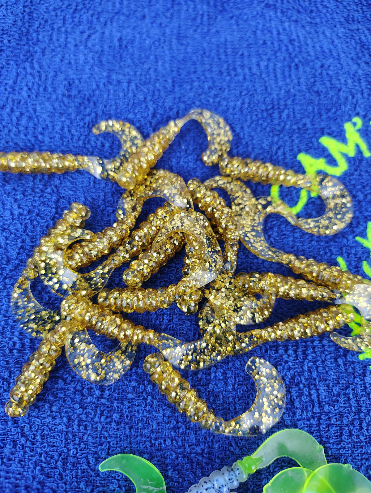 Cam's hologram flake 2-inch curly tail soft plastics for crappie