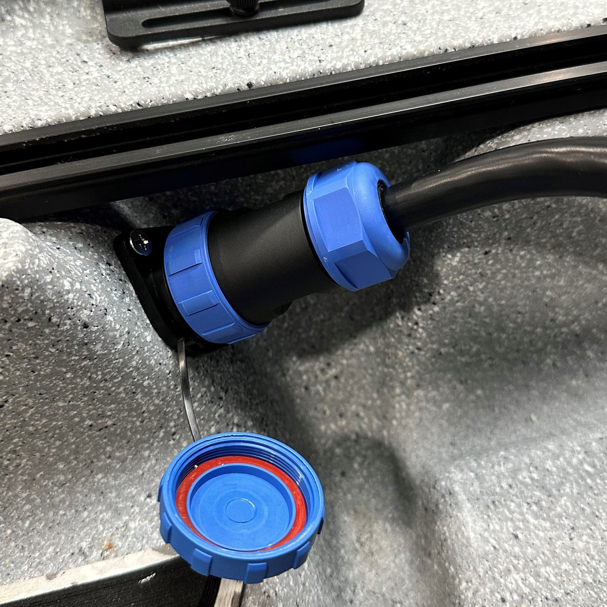 Electronics 5 Circuit Heavy Duty, Waterproof, Quick Disconnect Jumper Kit - Panel Mount and Dual Plug Jumper Harness (YP-QD5X-18K) 5 Circuit Heavy Duty, Waterproof, Quick Disconnect Jumper Kit - Panel Mount and Dual Plug Jumper Harness (YP-QD5X-18K)