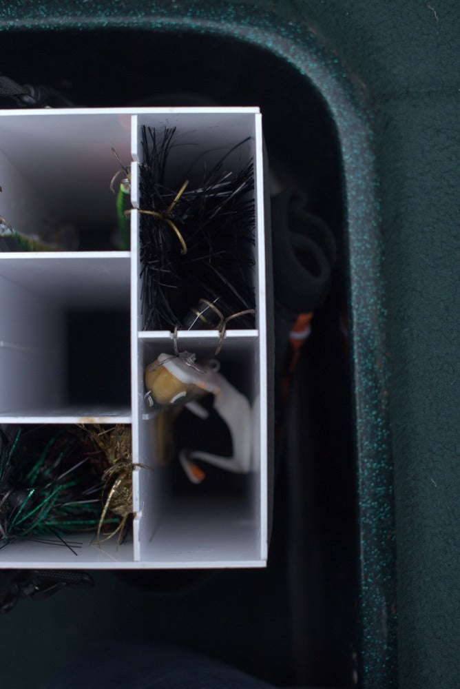 Lakewood Pedestal Pal Senior – Walleye &amp; Bass Boat Tackle Organizer