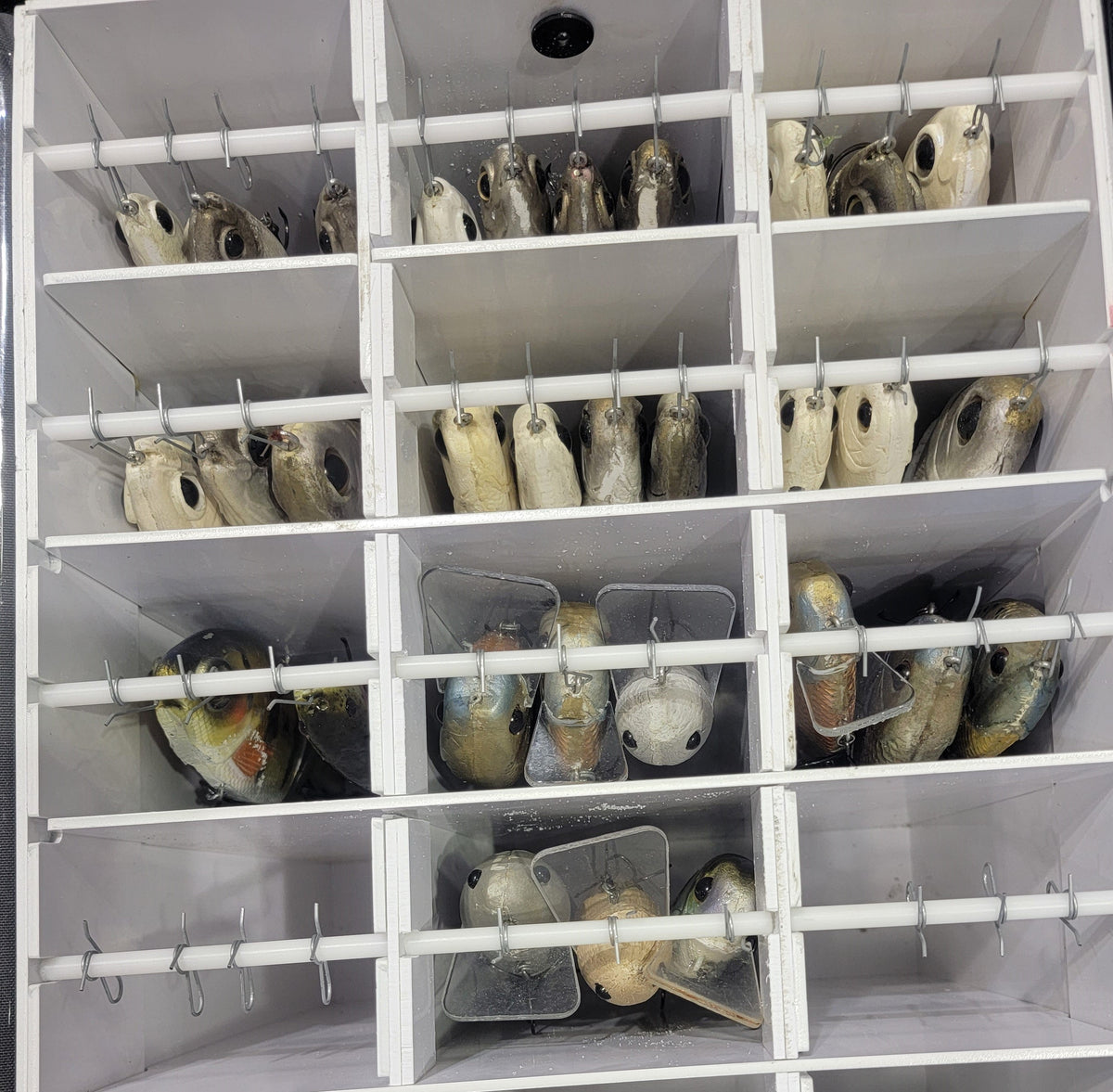Lakewood Swim Bait Hanger – Swimbait &amp; Glide Bait Storage (2 Sizes)