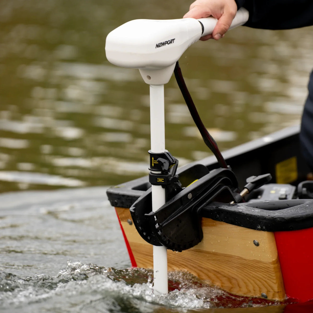 Newport L Series Long Shaft Trolling Motor