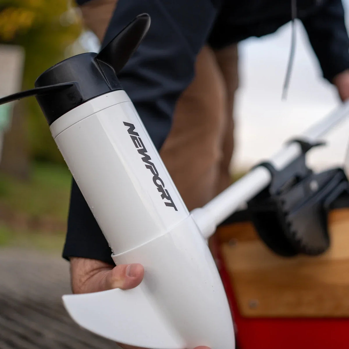 Newport L Series Long Shaft Trolling Motor