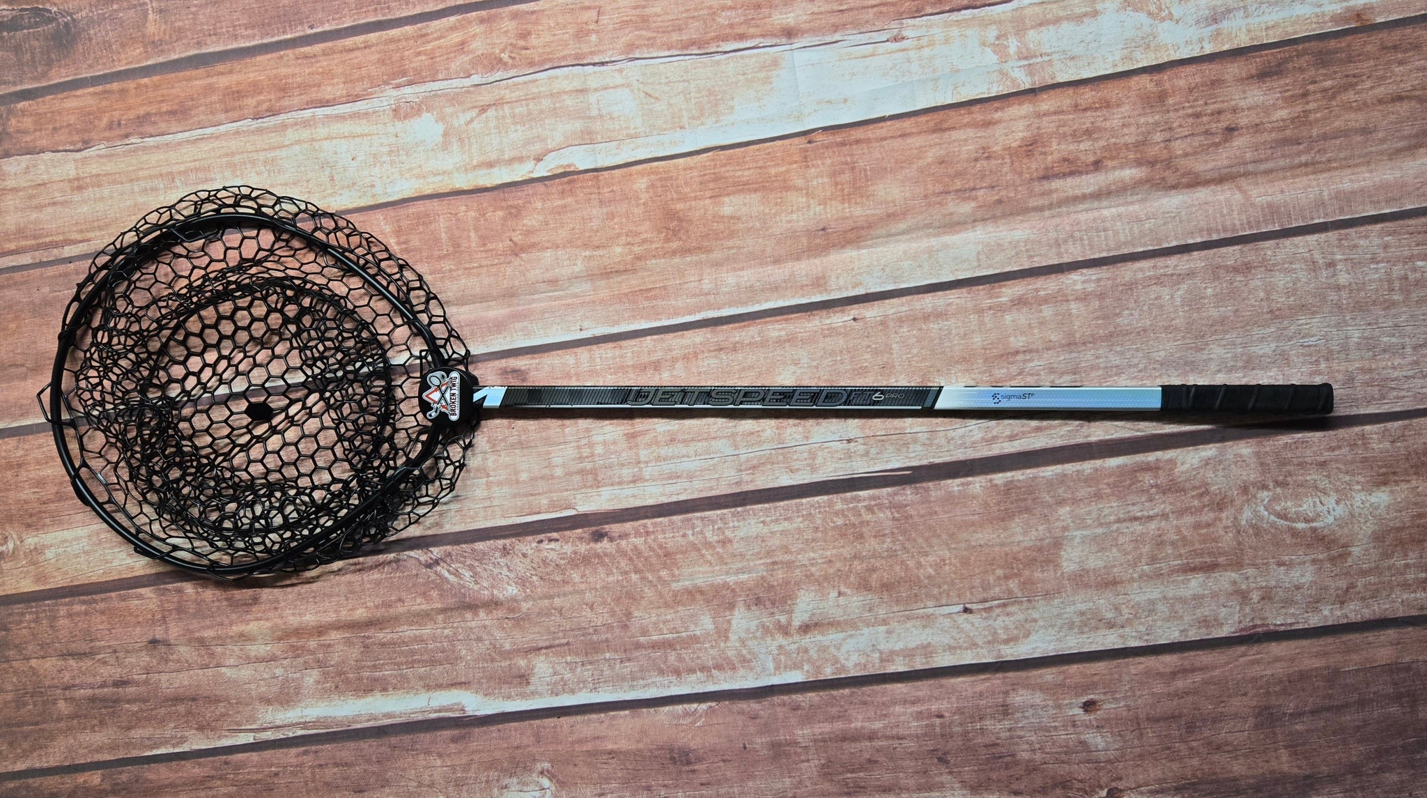 Broken Twig Extra Long Full Strength Landing Net – Detroit Red Wings