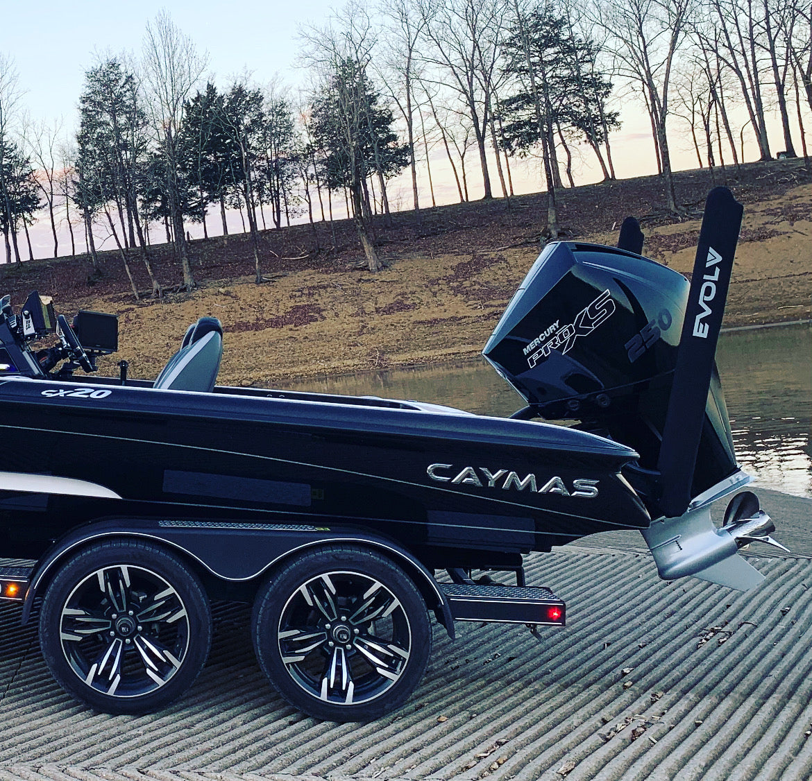 Power Pole Covers EVOLV Neoprene Power Pole Travel Covers (Pair) 8 Foot / White EVOLV Neoprene Power Pole Covers – Pescador Fishing Supply