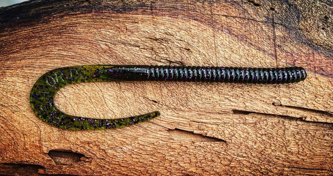 Soft Plastics Fish or Die Bait Co. Blitzkrieg 10" Ribbon-Tail Worm Bugle (Green Pumpkin w / Purple Flake) Fish or Die Blitzkrieg 10" Ribbon-Tail Worm – Pescador Fishing Supply