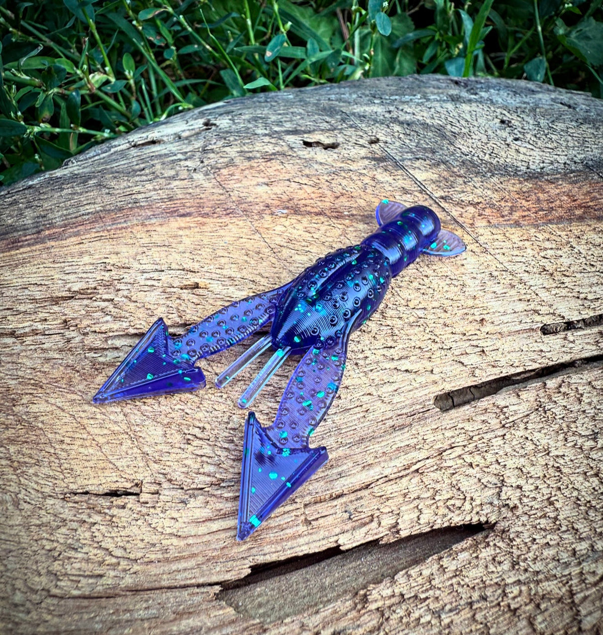 Soft Plastics Fish or Die Bait Co. Patriot Floating-Claw Craw Grapeshot (Junebug) Fish or Die Patriot Floating-Claw Craw – Pescador Fishing Supply