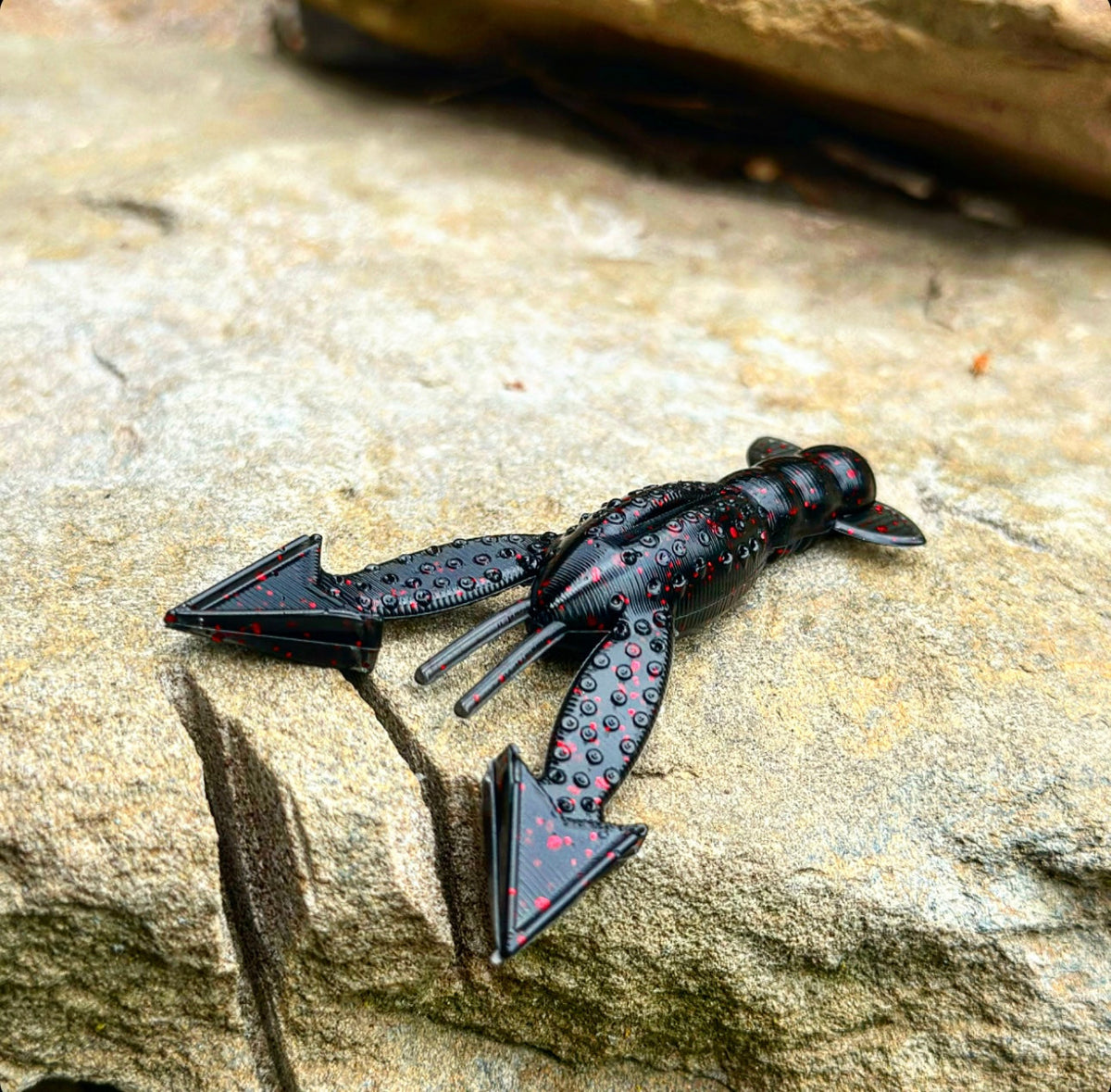 Soft Plastics Fish or Die Bait Co. Patriot Floating-Claw Craw Lobsterback (Black w/ Red Flake) Fish or Die Patriot Floating-Claw Craw – Pescador Fishing Supply