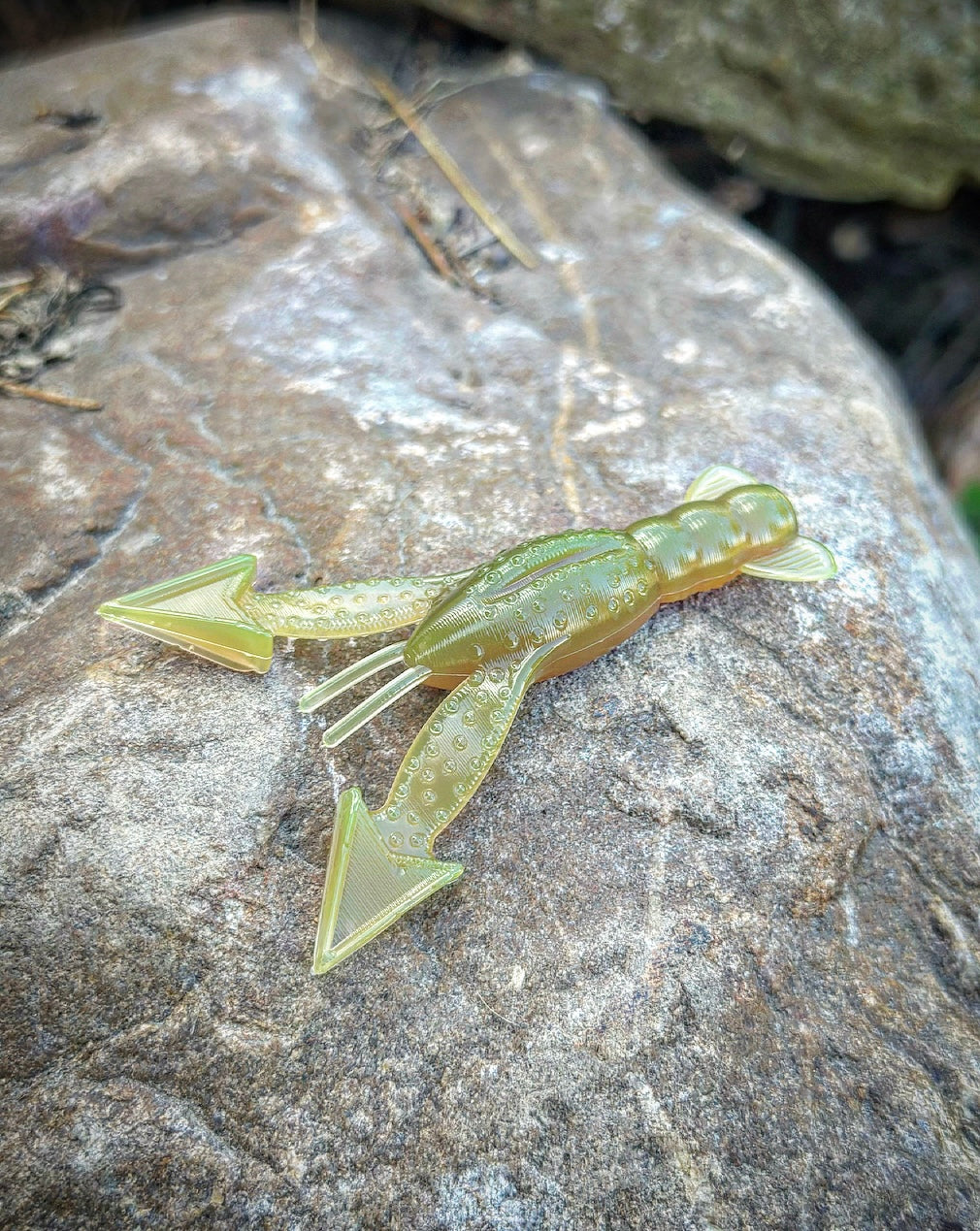 Soft Plastics Fish or Die Bait Co. Patriot Floating-Claw Craw Whale Blubber (Motor Oil) Fish or Die Patriot Floating-Claw Craw – Pescador Fishing Supply