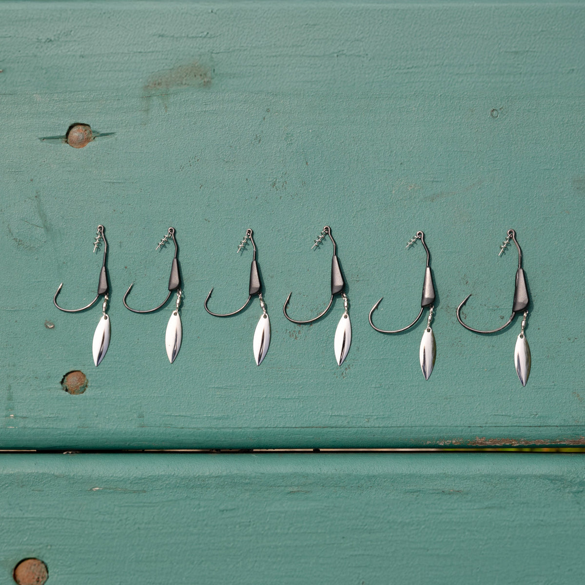 Fish Hooks Reaction Tackle Bladed Tungsten Weighted Swimbait Hooks – 3-Pack Bladed Tungsten Swimbait Hooks – Pescador Fishing Supply  