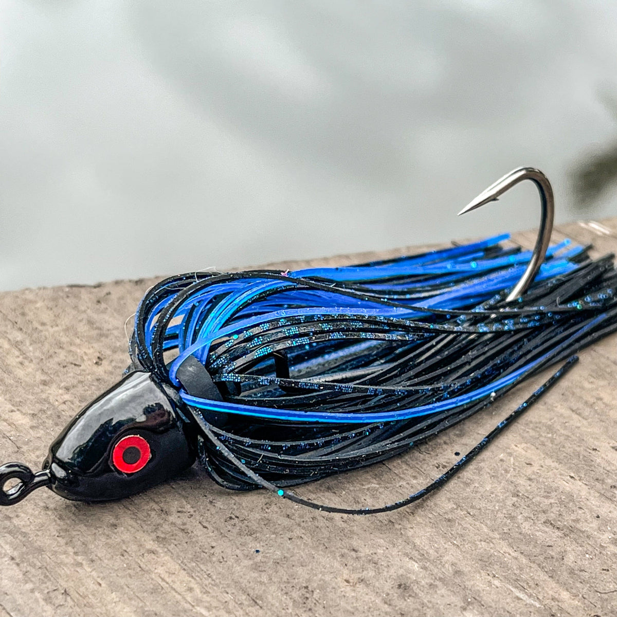 Snagless Swim Jig 3/8 oz. / Black and Blue Snagless Swim Jig