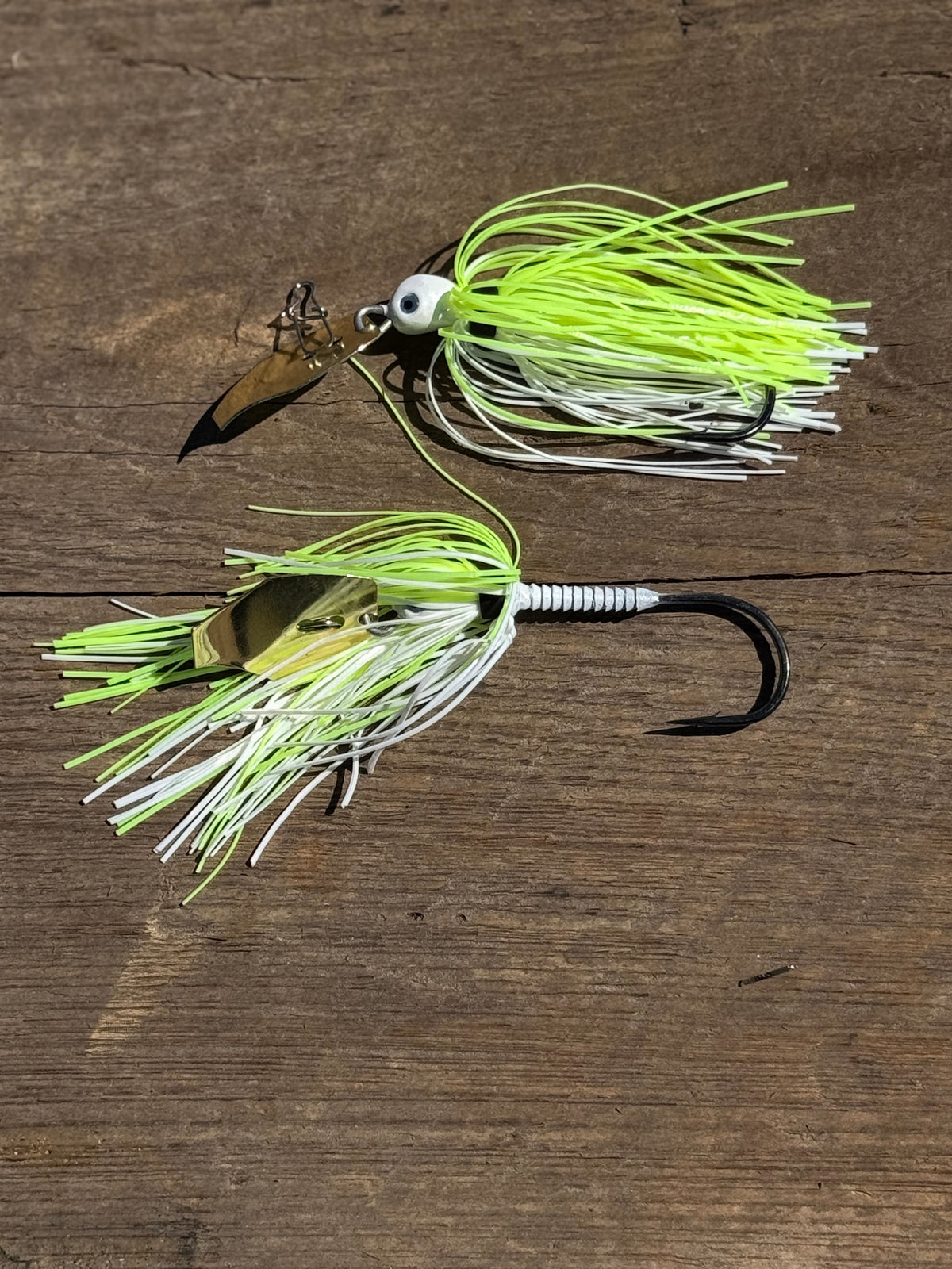 Bladed Jigs V & M Baits The Blade 3/8 oz / Chartreuse White Best Bladed Jig for Bass in the Grass | Weedless Vibrating Swim Jig